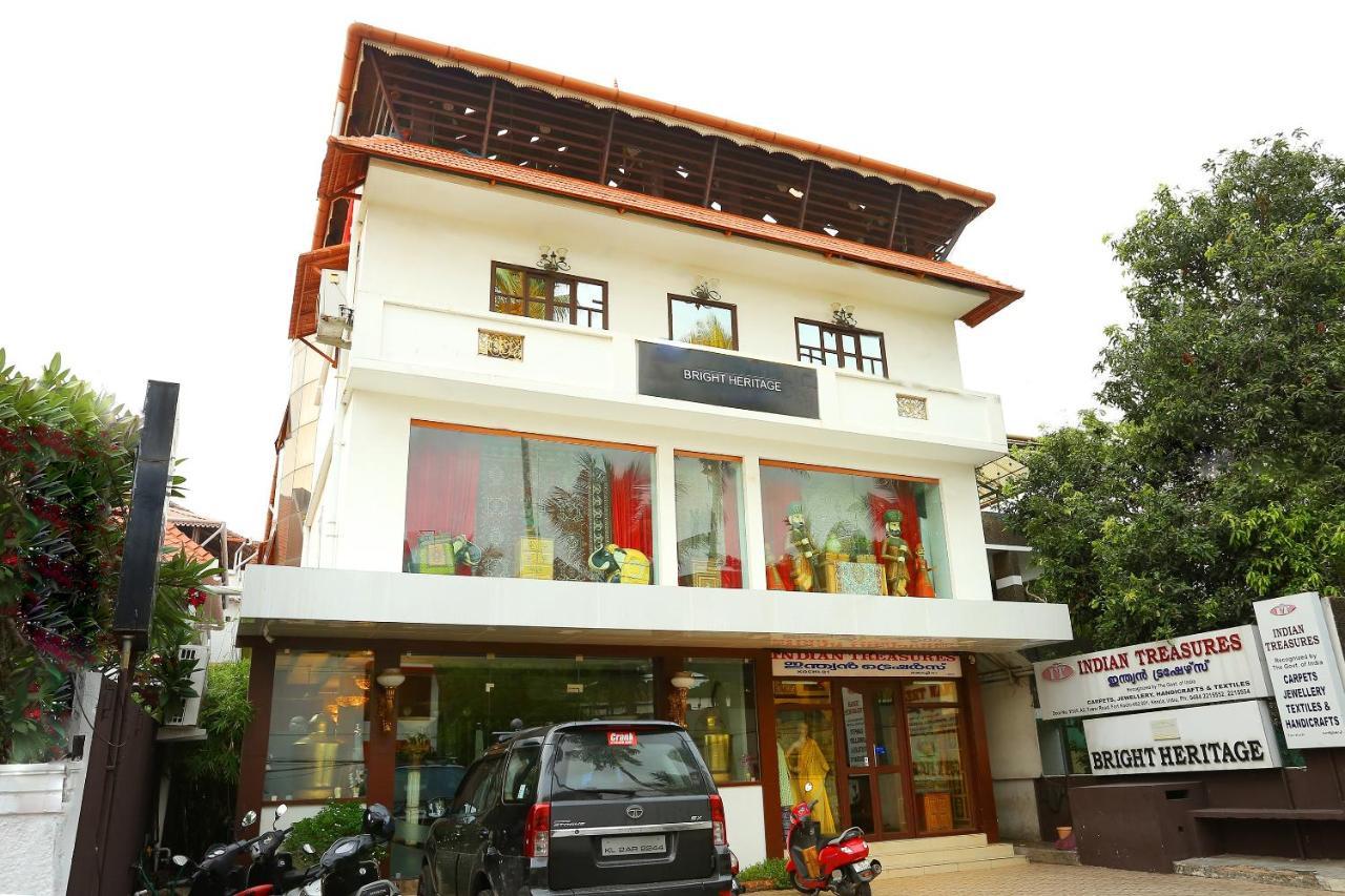 Capital O 37763 Bright Heritage Kochi Exterior photo